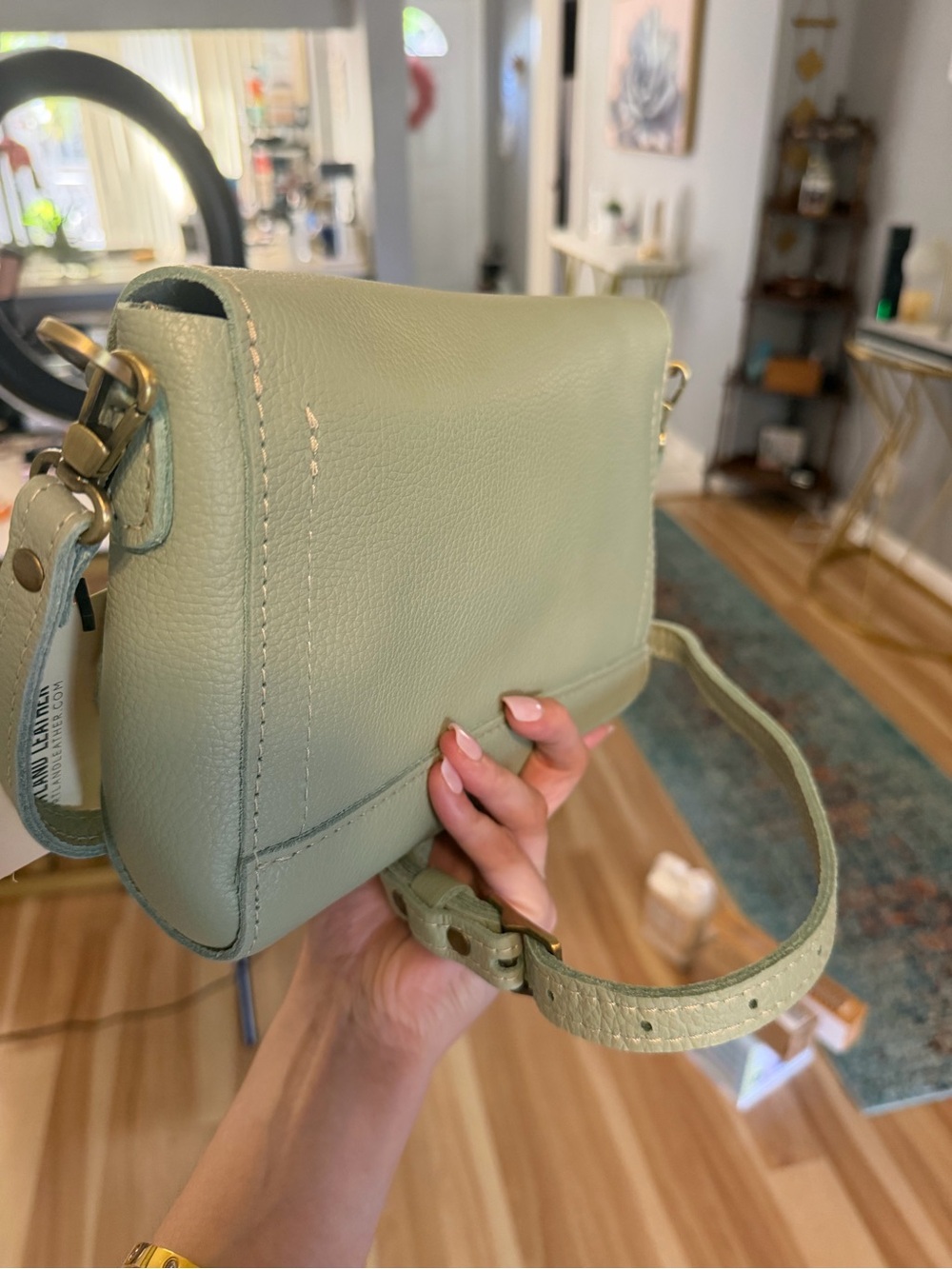 Portland Leather Metro Crossbody Pistachio Green Pebbled Leather Bag NWT - Picture 3 of 7